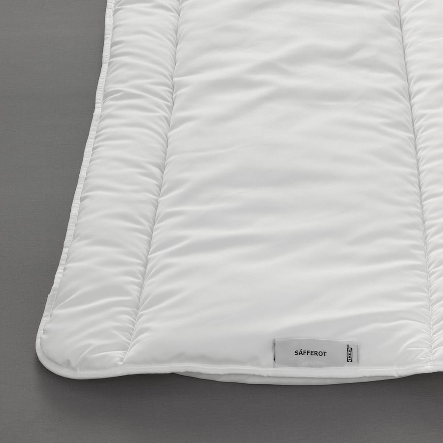 saefferot-duvet-warm__1213619_pe911186_s5 لحاف نیمه گرم ایکیا مدل SÄFFEROT با الیاف پلیاستر بازیافتی مناسب استفاده چهار فصل و خواب راحت