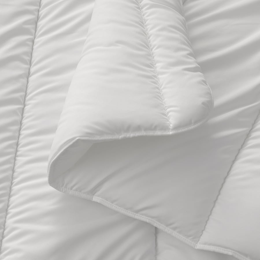 saefferot-duvet-warm__1213620_pe911185_s5 لحاف نیمه گرم ایکیا مدل SÄFFEROT با الیاف پلیاستر بازیافتی مناسب استفاده چهار فصل و خواب راحت